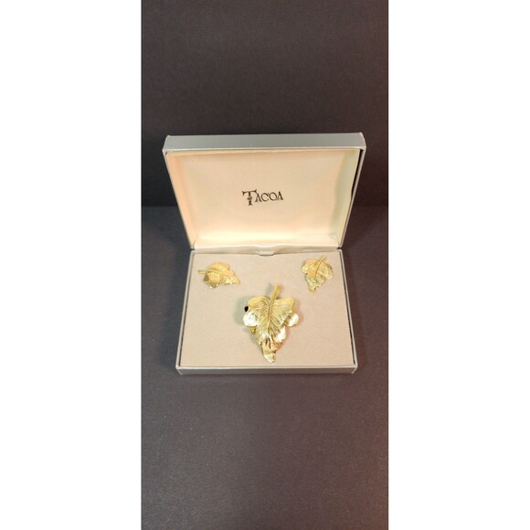 Vintage Tacoa Leaf Earrings And Brooch Set Gold Tone In Original Box Beautiful - Picture 1 of 13